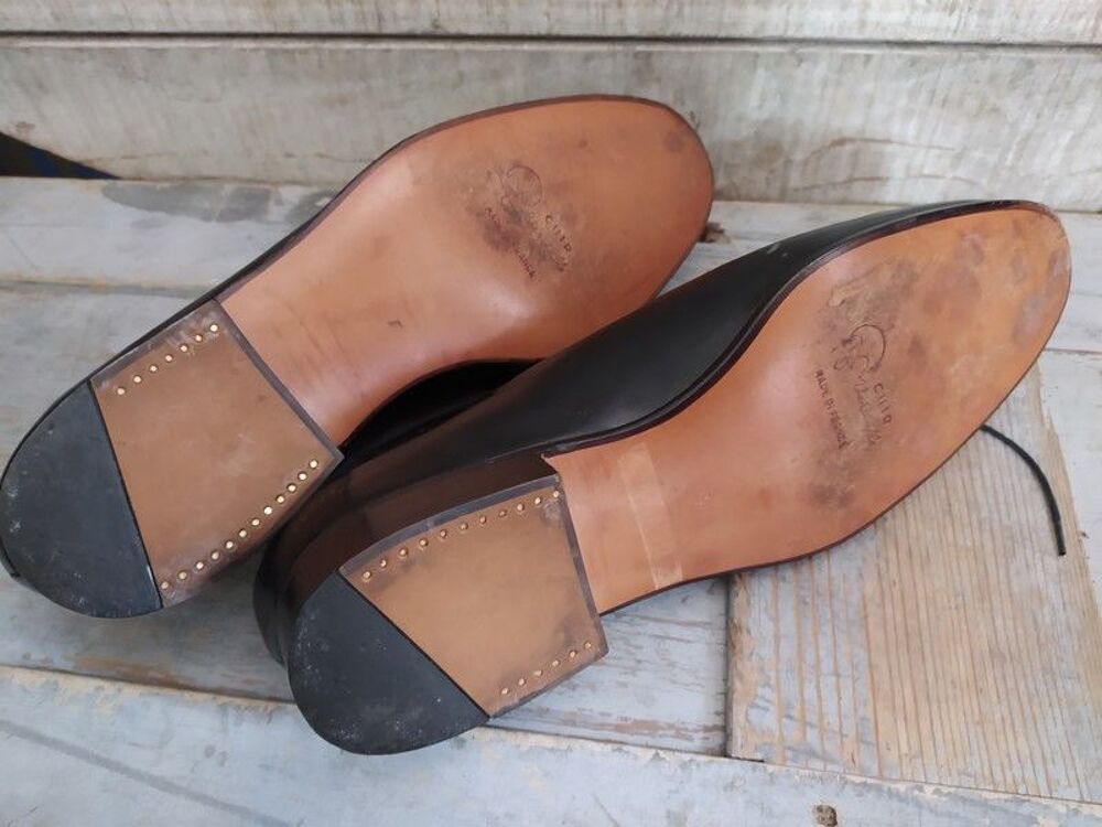 Chaussures de Luxe &agrave; Lacets Cuir Noir Pierre Faivret
Chaussures