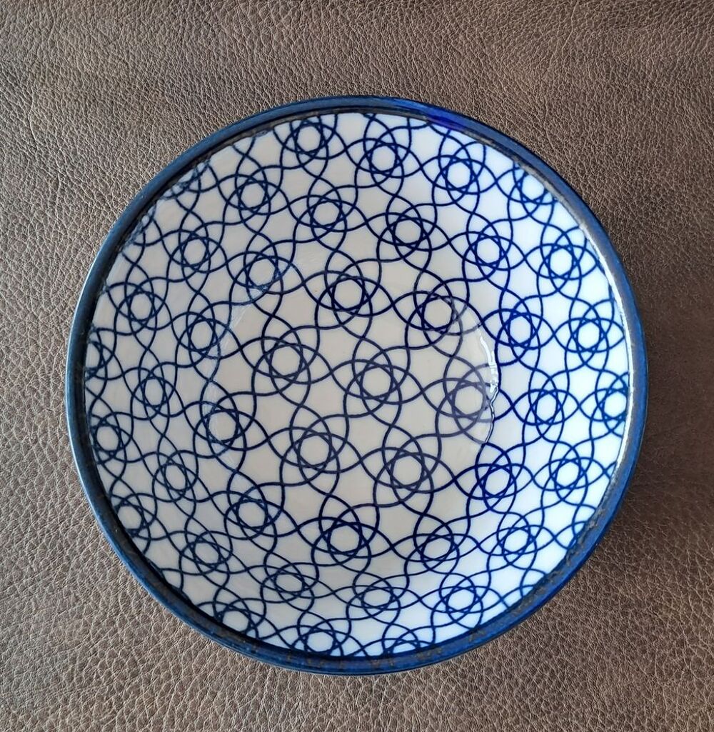 lot de 4 bols &agrave; riz ou c&eacute;r&eacute;ales en porcelaine 
Cuisine