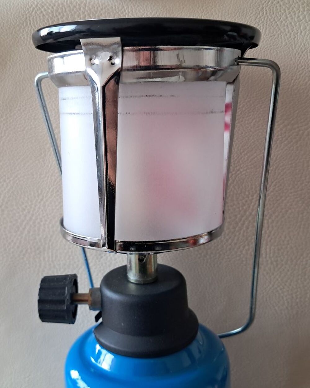 Lampe de camping &agrave; gaz ou pour coupure d'&eacute;lectricit&eacute; neuve Sports
