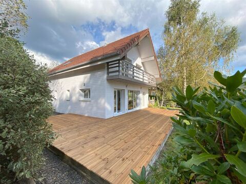   MAGNIFIQUE CHALET CONTEMPORAIN PROCHE LA BRESSE-GERARDMER
Chalet - 7 pi�ce(s) - 200 m�