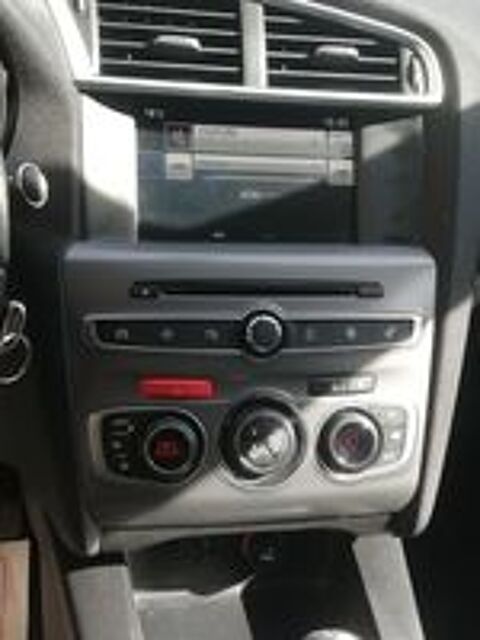 C4 PureTech 110 BVM Millenium 2017 occasion 16000 Angoul&ecirc;me