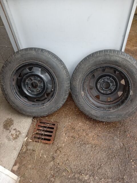 Pièces et équipements Voiture Pièces et équipements Voiture  occasion Commentry 03600