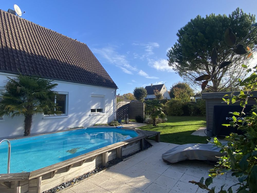 Vente Maison Jolie maison 135m² à St-Julien-les-Villas Saint-julien-les-villas
