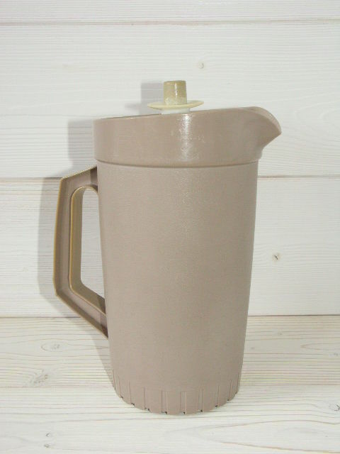 Pichet hermtique Tupperware - Vintage 70 8 Mrignac (33)