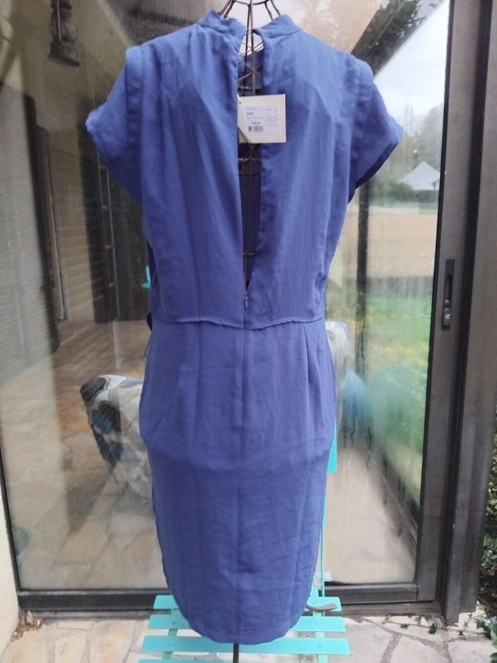 Robe bleue Cot&eacute;lac oubli&eacute;e dans un placard Taille 3 /38 Vêtements