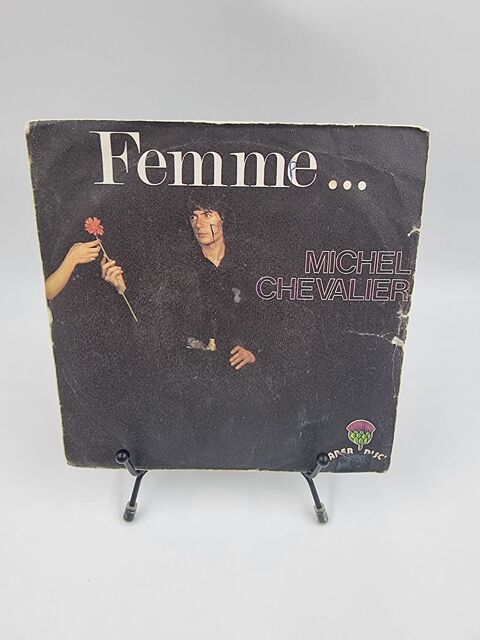 Vinyle 45 tours Michel Chevalier : Femme? avec fourreau	 1 Vulbens (74)