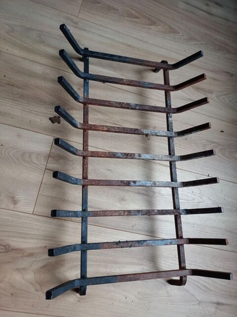 Porte b�ches chemin�e 40 La Chauss�e-Saint-Victor (41)