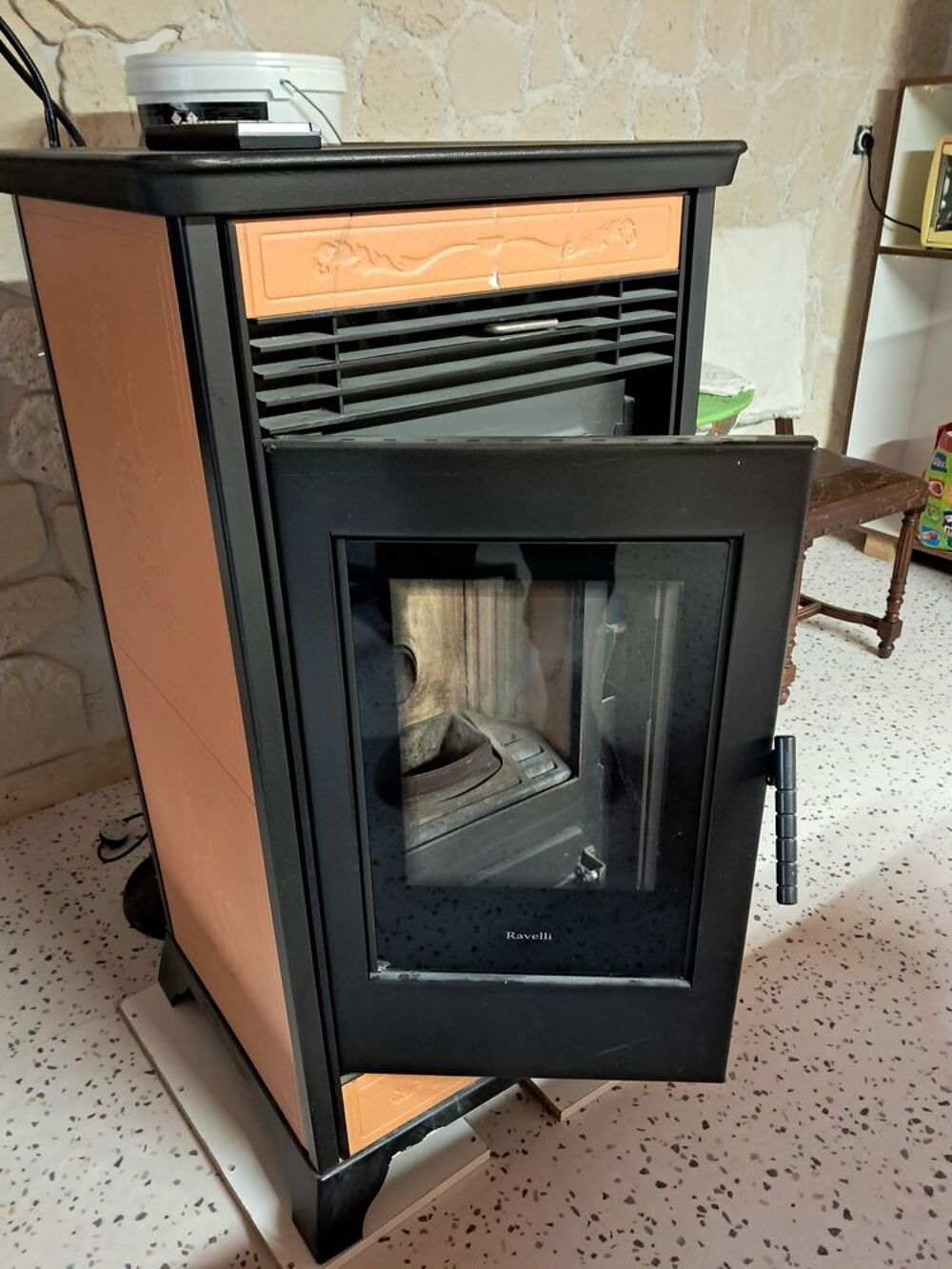Poile a granul&eacute;s Electroménager