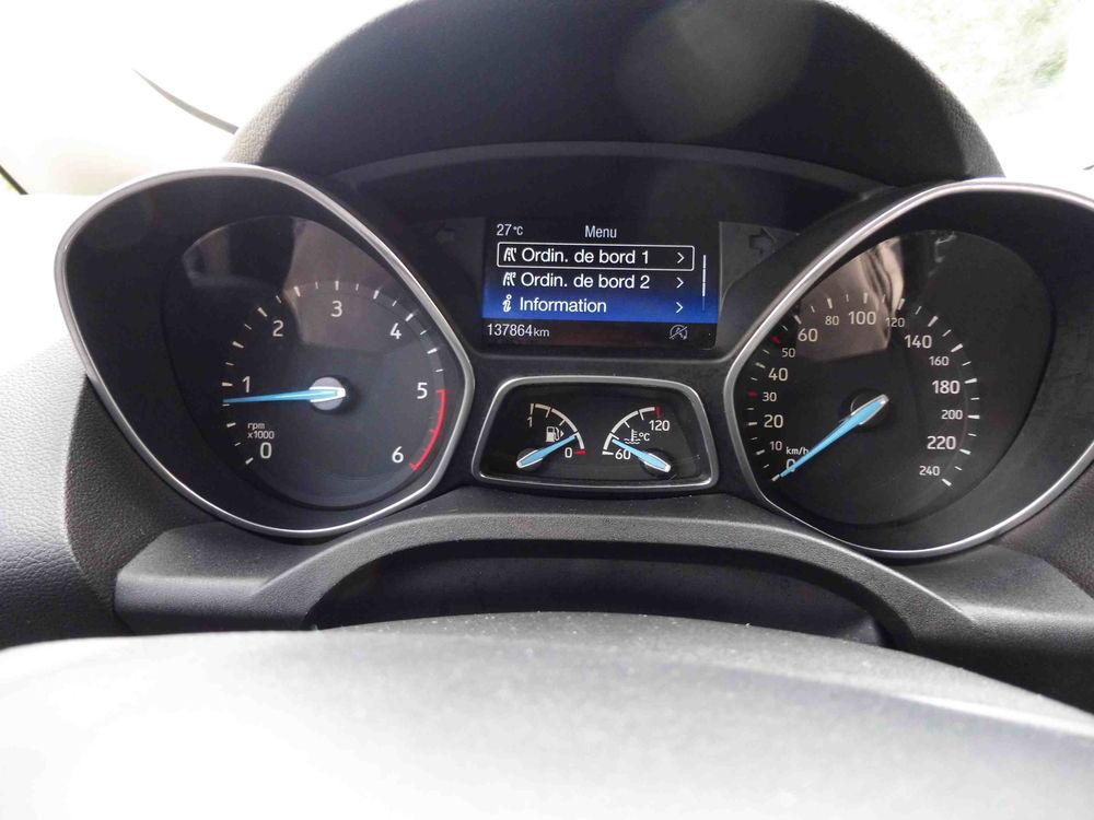 C-max C-MAX 1.5 TDCi 120 S&S Business Nav 2015 occasion 93430 Villetaneuse