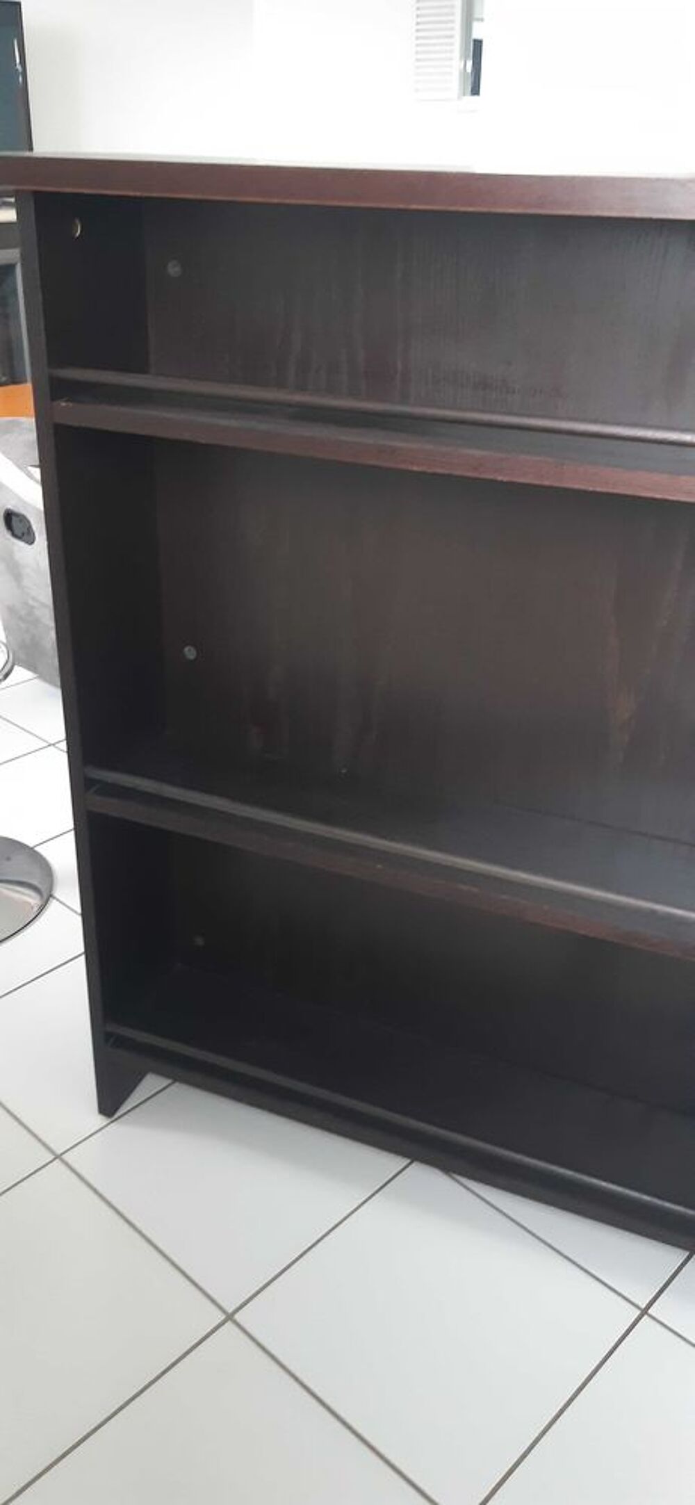 Bar avec 2 si&egrave;ges r&eacute;glables Meubles
