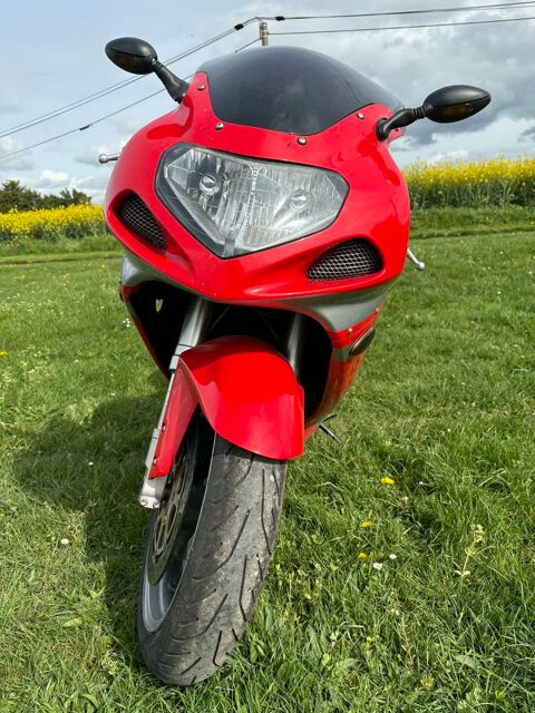 Moto SUZUKI 2002 occasion Le Cormier 27120