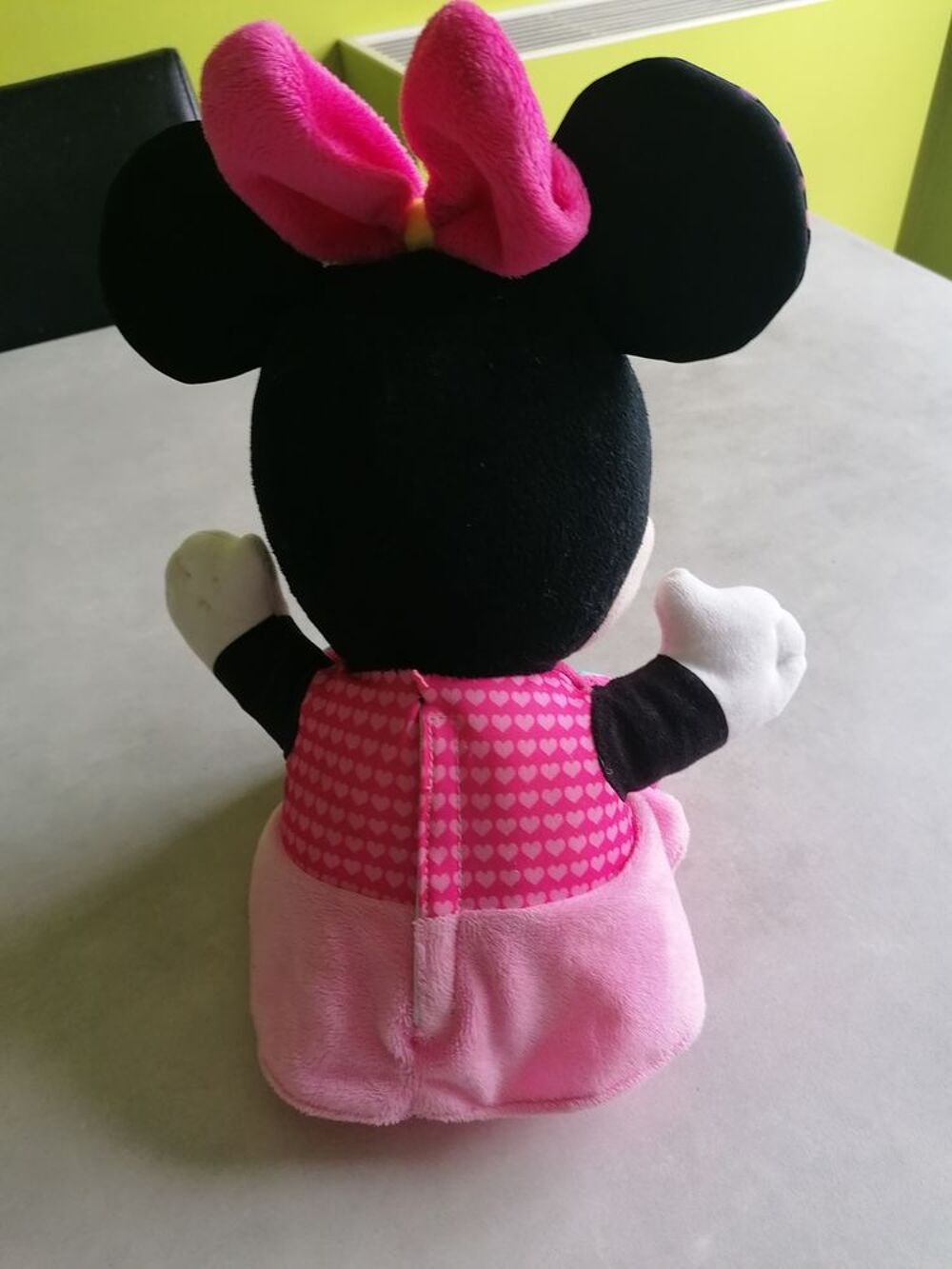 Poup&eacute;e Minnie qui chante Jeux / jouets
