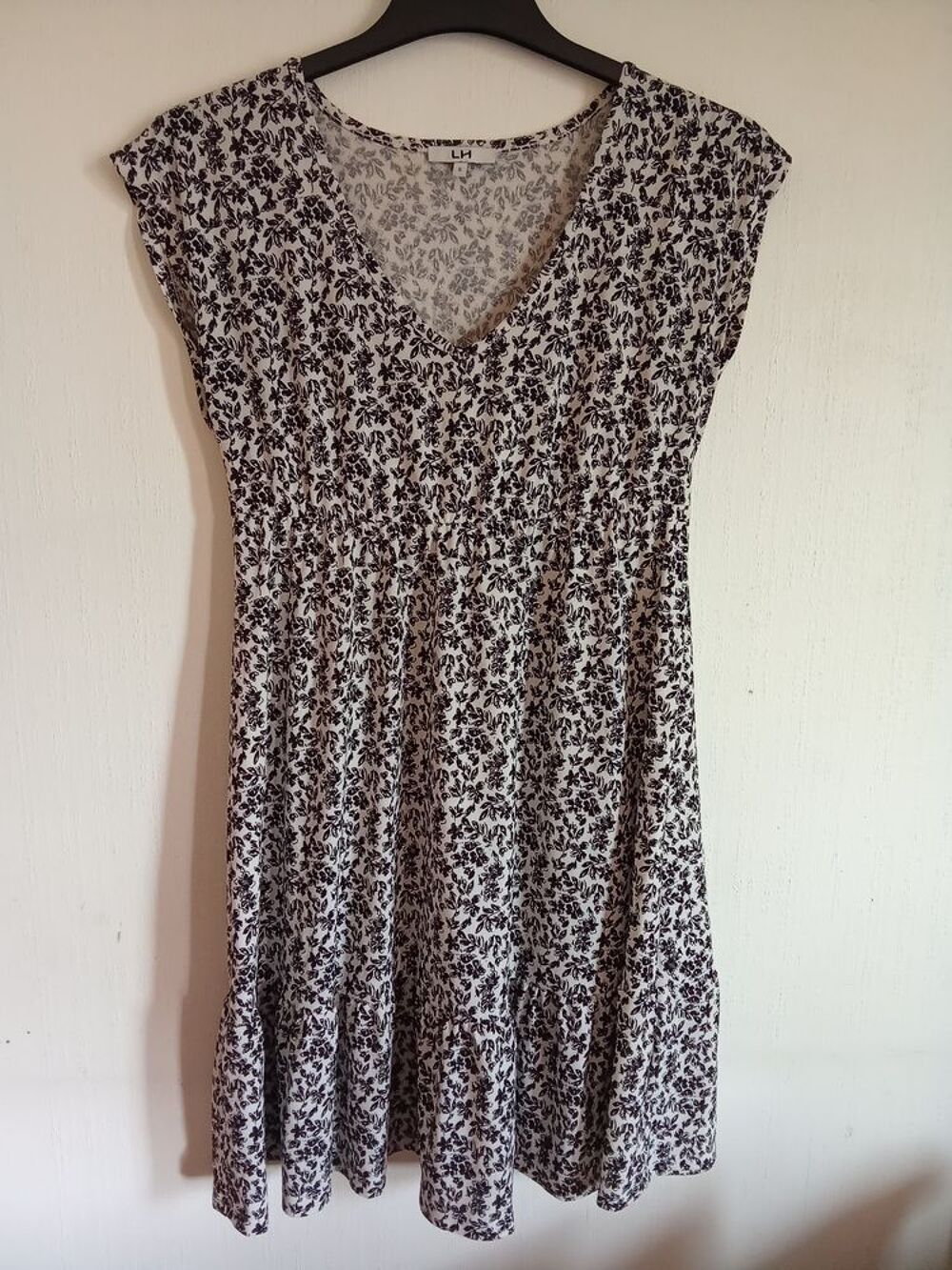 Lot de quatre robes Vêtements