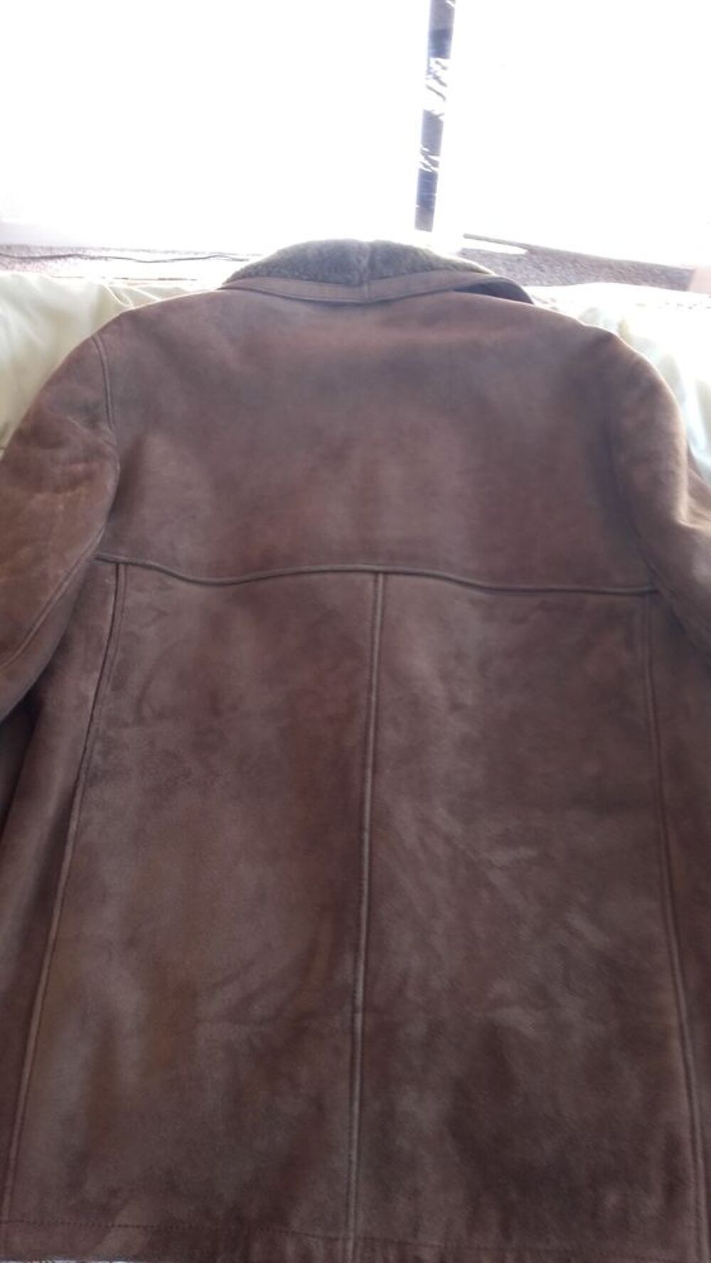 VENDE VESTE MOUTON BENETON. Vêtements