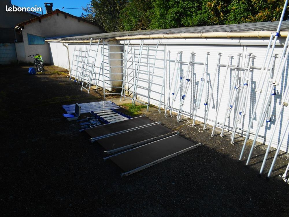 Echafaudage ALU tr&egrave;s bon &eacute;tat hau. travail 8 m&egrave;tre 2 plateau Bricolage