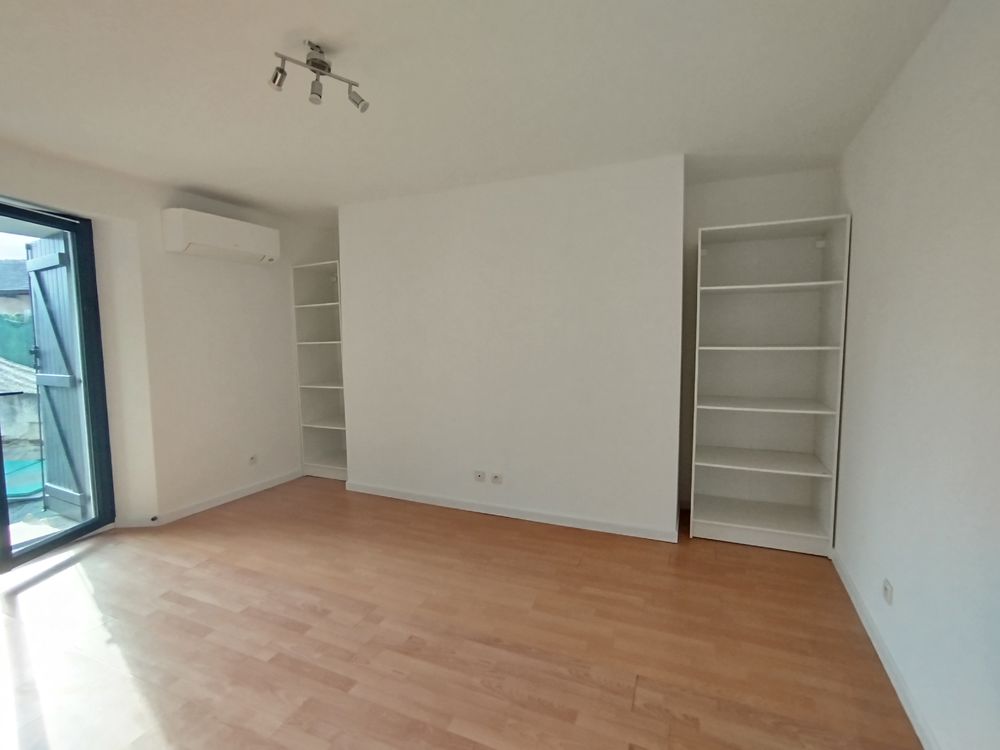 Location Maison MAISON BIGOURDANE RENOVEE Loucrup
