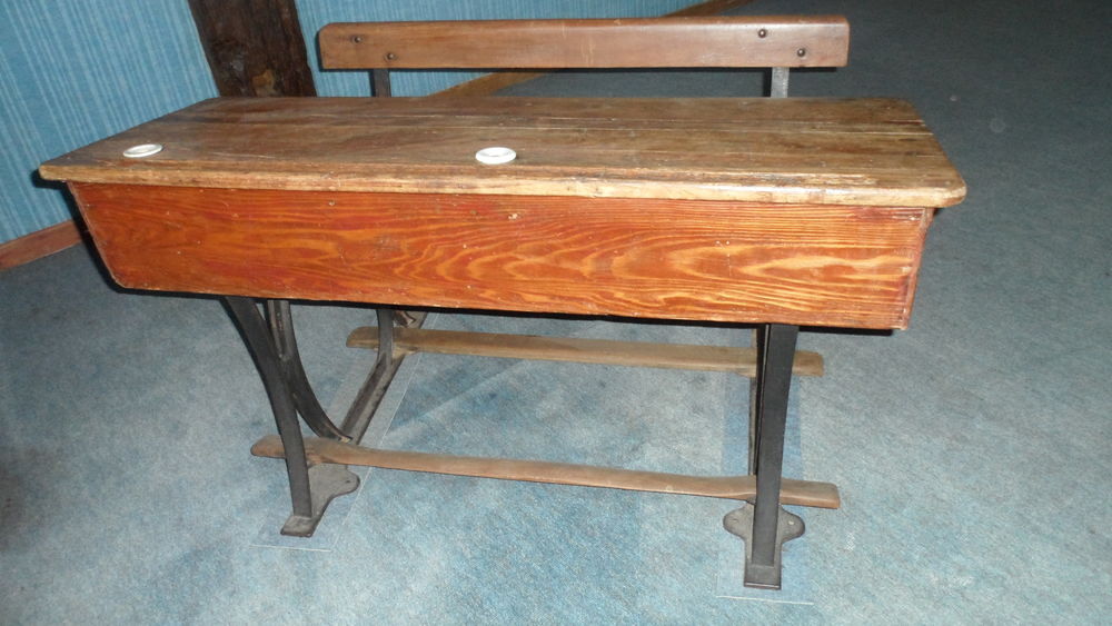 Bureau ancien &eacute;colier Meubles