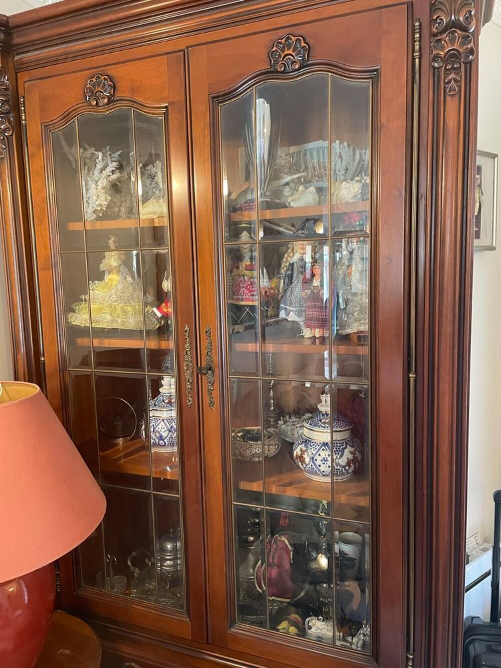 &agrave;€ vendre Meuble Bar d'Angle en merisier avec vitrine en merisier massif Meubles