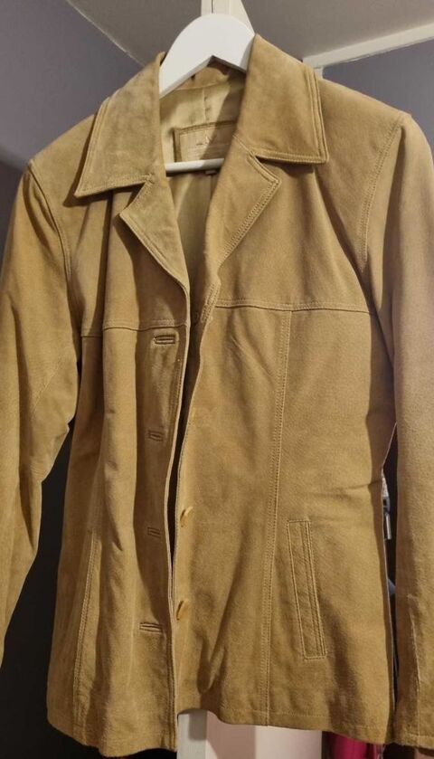Superbe veste cuir retourn� T42. Neuve 40 Oullins (69)