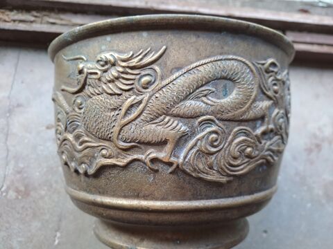 chinois bronze 200 Montceaux-l�s-Provins (77)