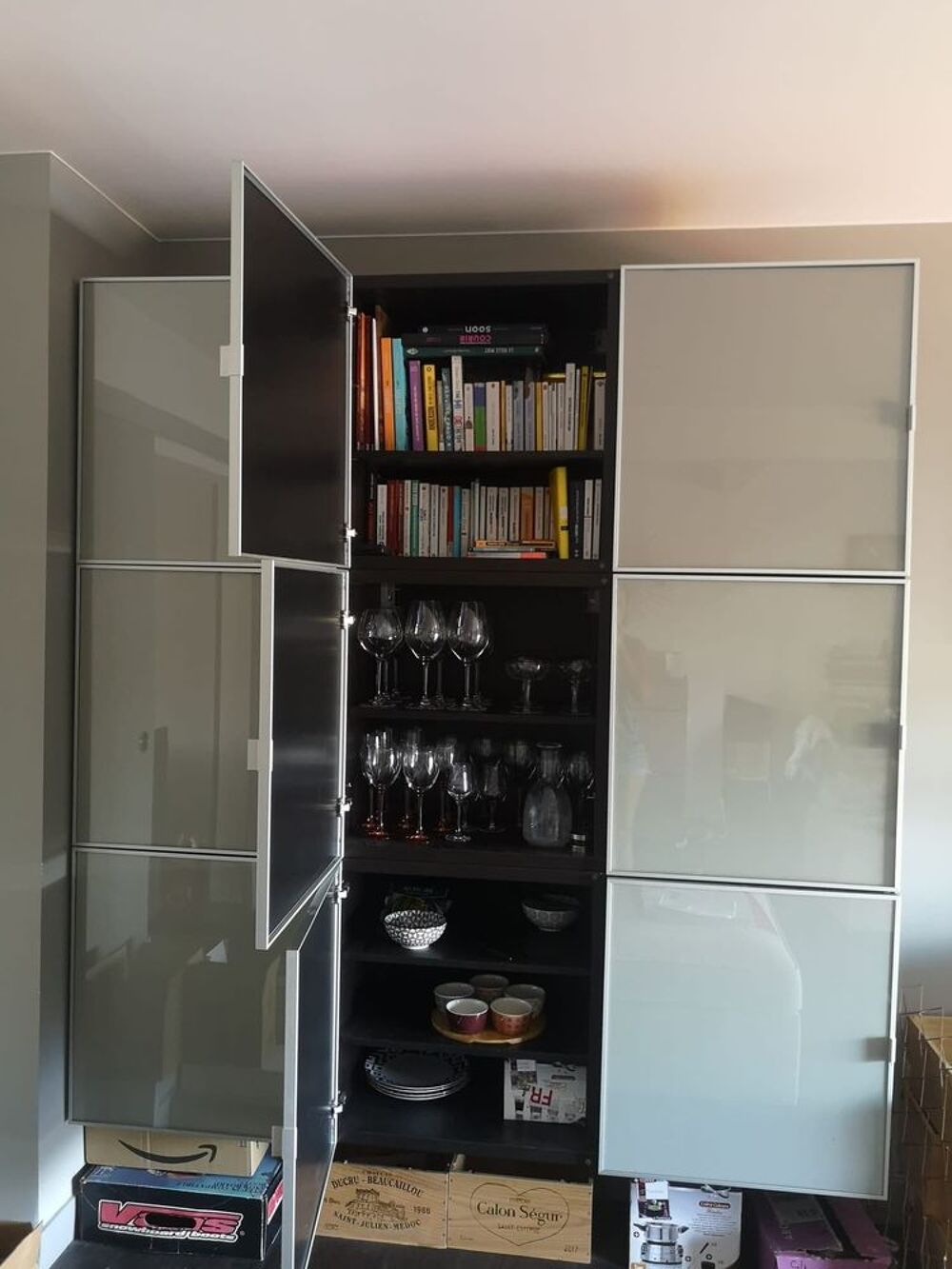 Magnifique meuble de rangement pour pi&egrave;ce &agrave; vivre Meubles