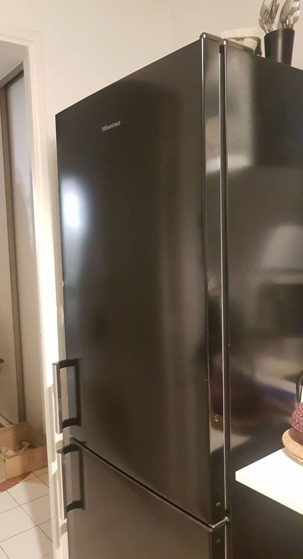 R&eacute;frig&eacute;rateur Cong&eacute;lateur Hisense Electroménager