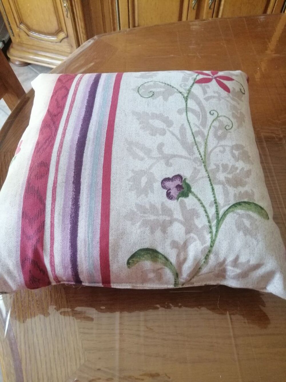 LOT DE 4 COUSSINS FLEURIS POUR CANAPE Décoration