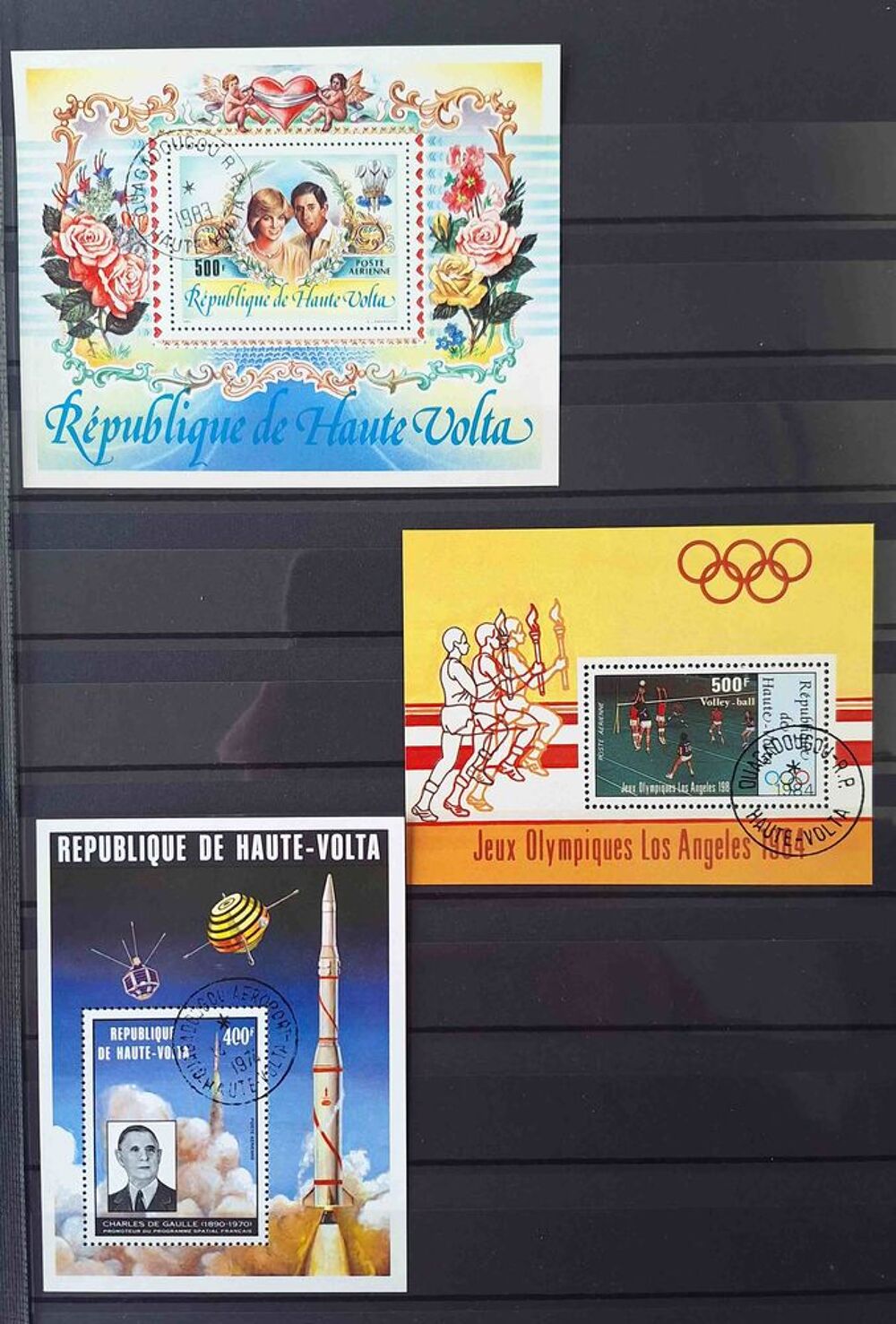 S&eacute;rie de timbres de collection de Haute-Volta bis 