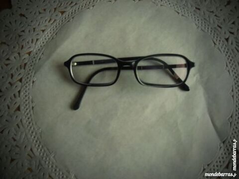 Monture de lunettes 9 (27) 5 Tours (37)