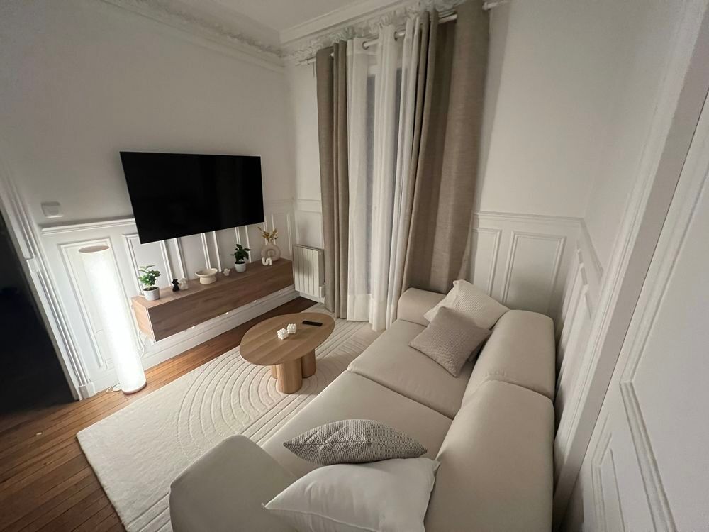 Canap&eacute; Mycs €" mod&egrave;le Pillow €" beige €" tr&egrave;s bon &eacute;tat Meubles
