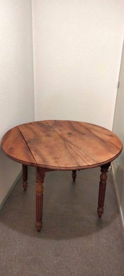 Table � manger 110 Poitiers (86)