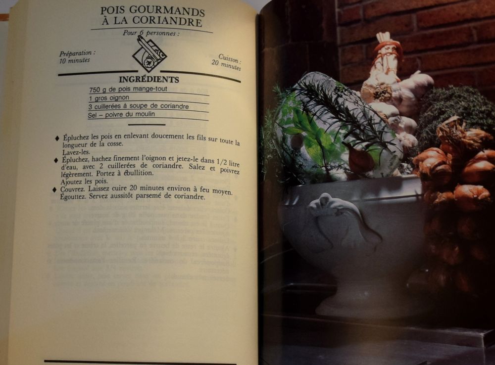 Le Piano d'Herbes - La cuisine de Caroline Darbonne 1987.* Livres et BD