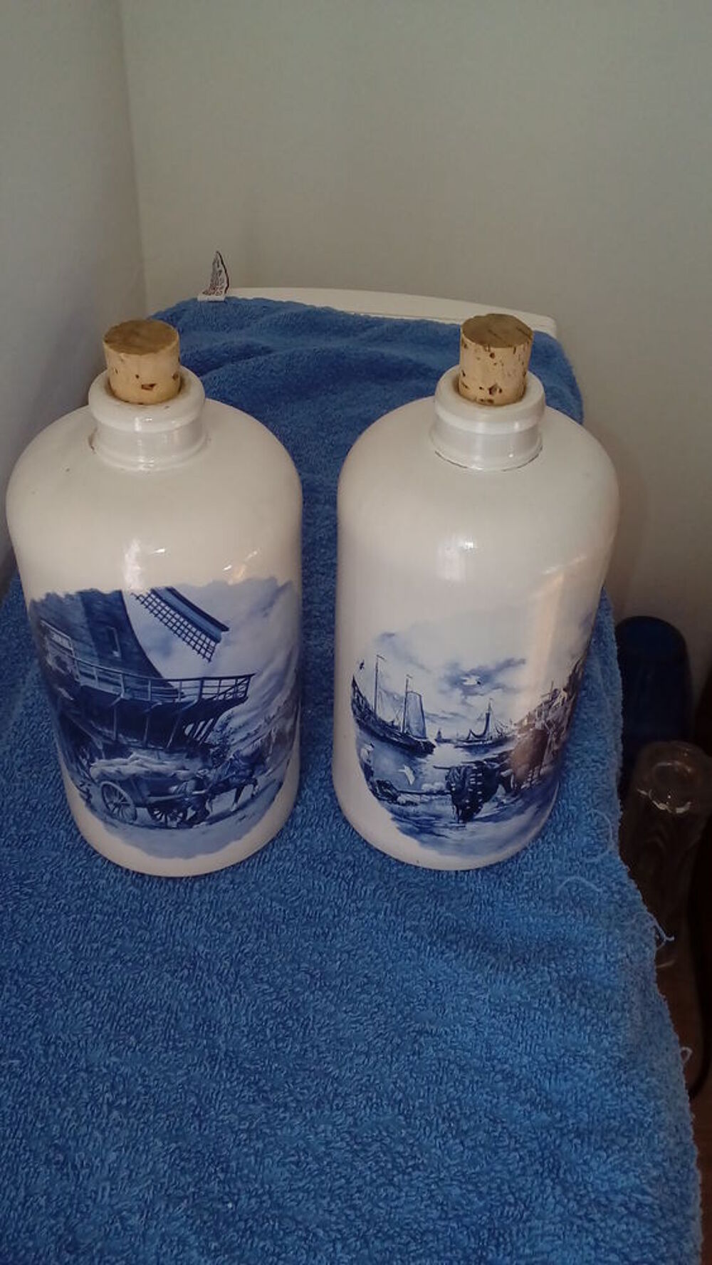 2 bouteilles d&eacute;coratives Décoration