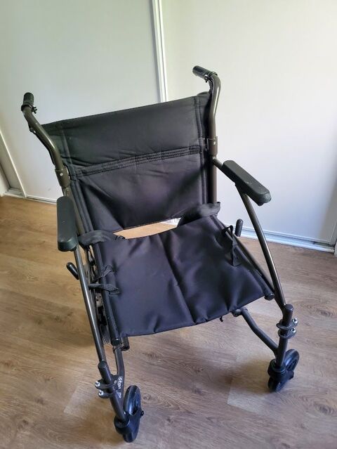Fauteuil de transfert
0 38950 Saint-martin-le-vinoux