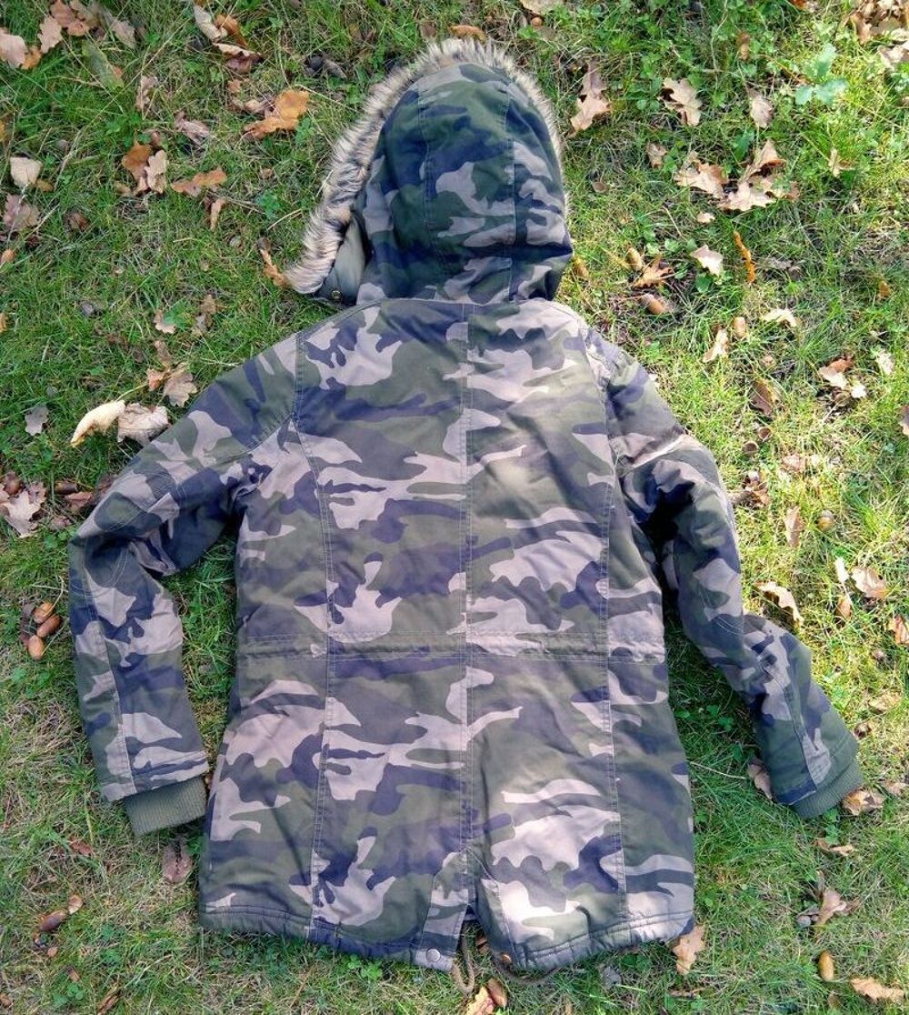Blouson camouflage - taille 38 Vêtements