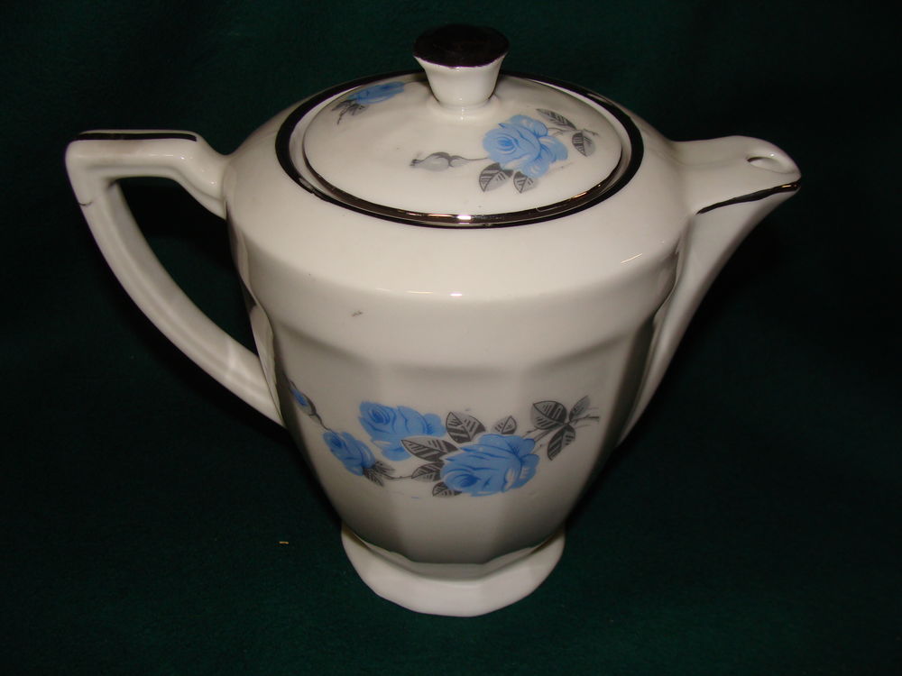 Service &agrave; th&eacute;/caf&eacute; porcelaine - Vintage 1940/1950 Cuisine