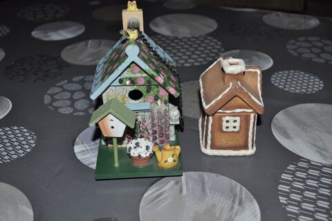 Deux petites maisons 5 Perreuil (71)