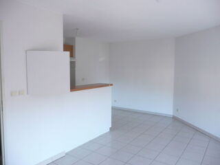  Appartement à louer 2 pièces 43 m²