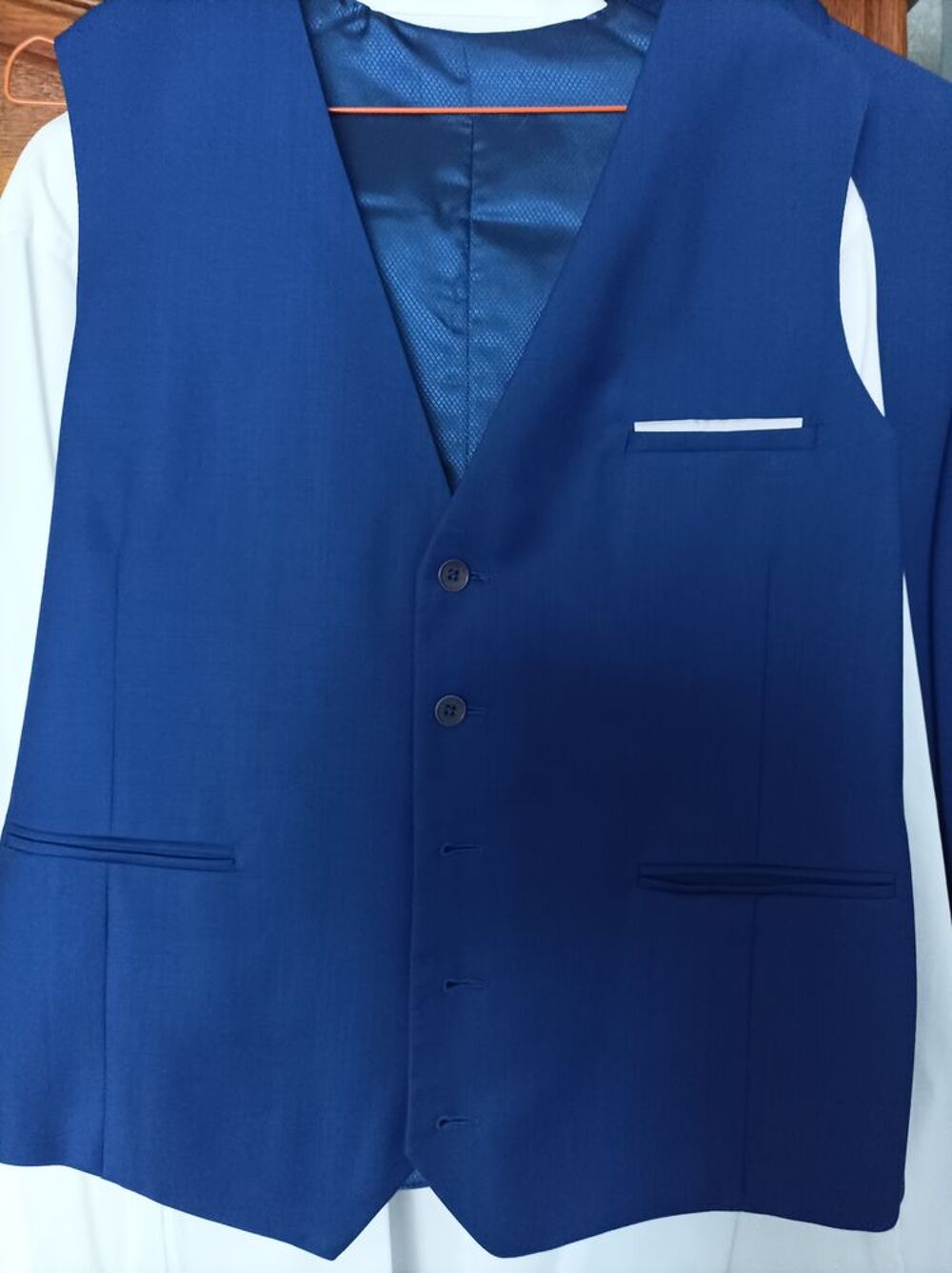 Costume de mariage 3 pi&egrave;ces. Vêtements