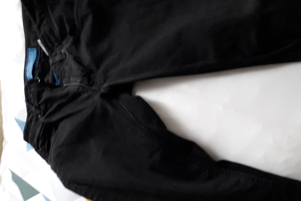 JEAN NOIR ADIDAS Vêtements