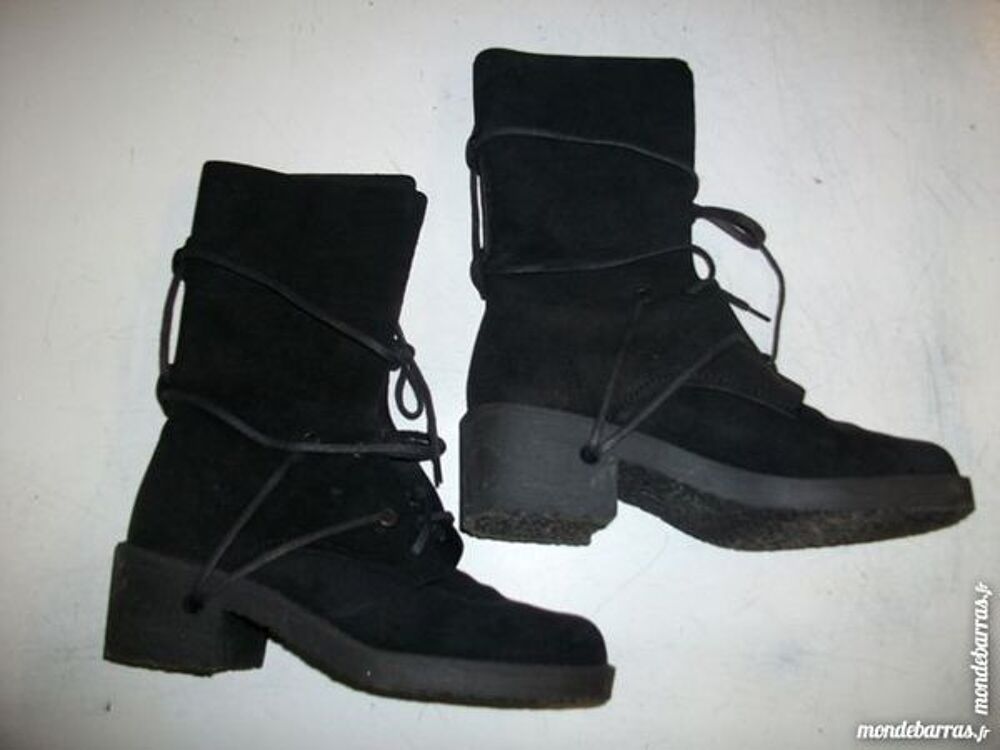 Bottines Noires &agrave; lacets entrecrois&eacute;s pt 38-neuves Chaussures