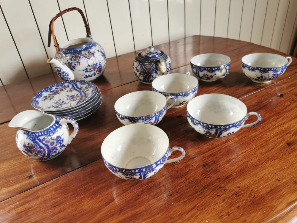 Service &agrave; caf&eacute; ou th&eacute;
Cuisine