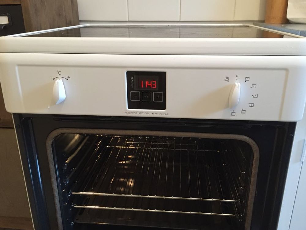 cuisiniere four 3 plaques induction brandt Urgent Electromnager