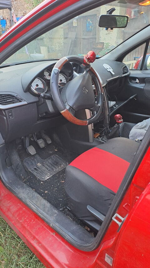 Pi&egrave;ces et &eacute;quipements Voiture Pi&egrave;ces et &eacute;quipements Voiture  occasion Ambert 63600