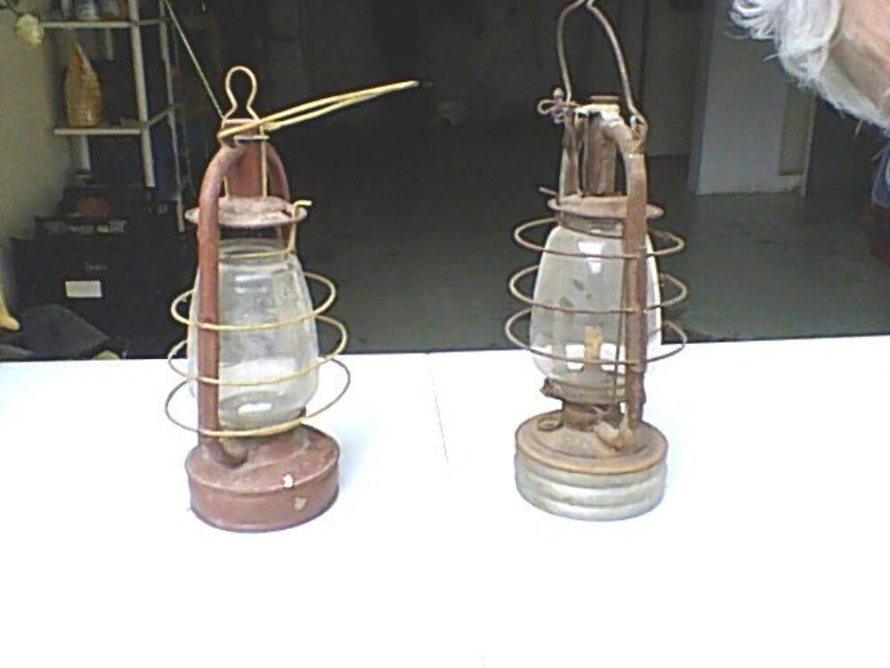 LAMPES TEMPETES ET PULVERISATEUR Décoration