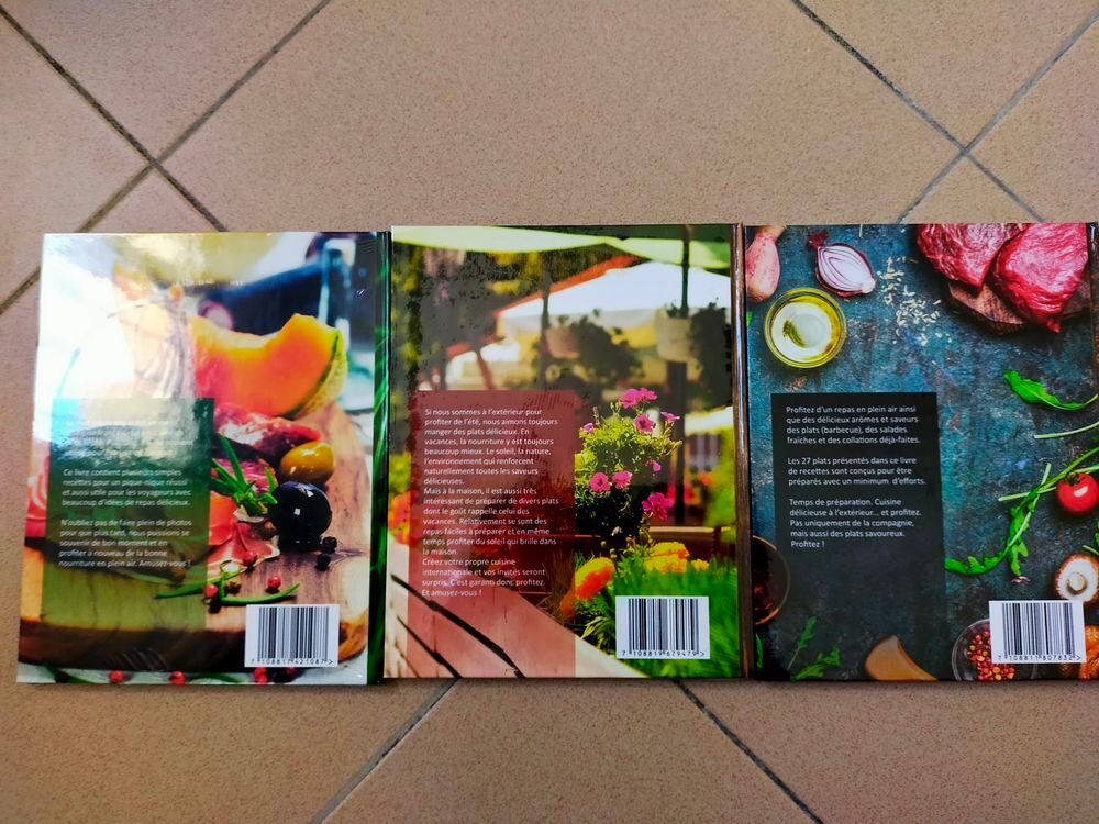 Lot 3 livres de la Collection " 27 adorables recettes " Livres et BD