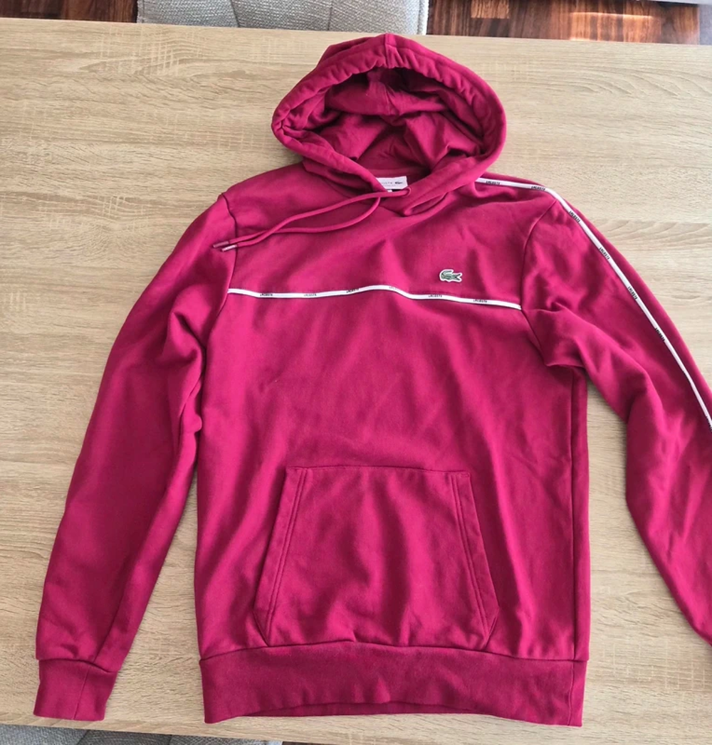 Sweat lacoste a capuche Taille 4 Vêtements