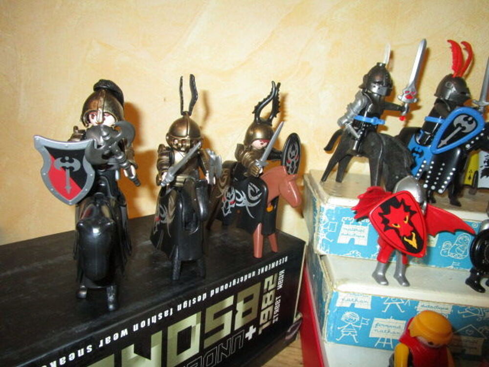 PLAYMOBIL MOYEN CHEVALIER Jeux / jouets
