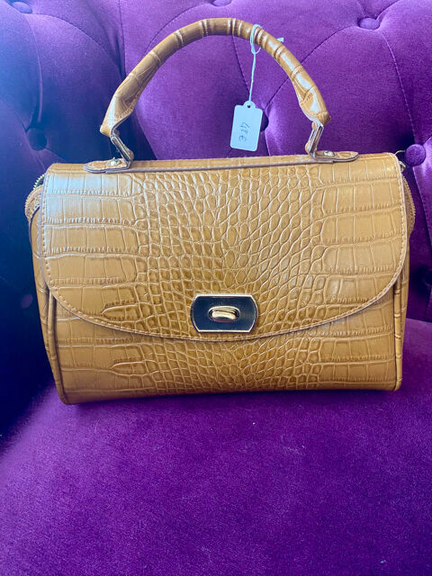 Sac à main moyen marron clair 48 Menton (06)