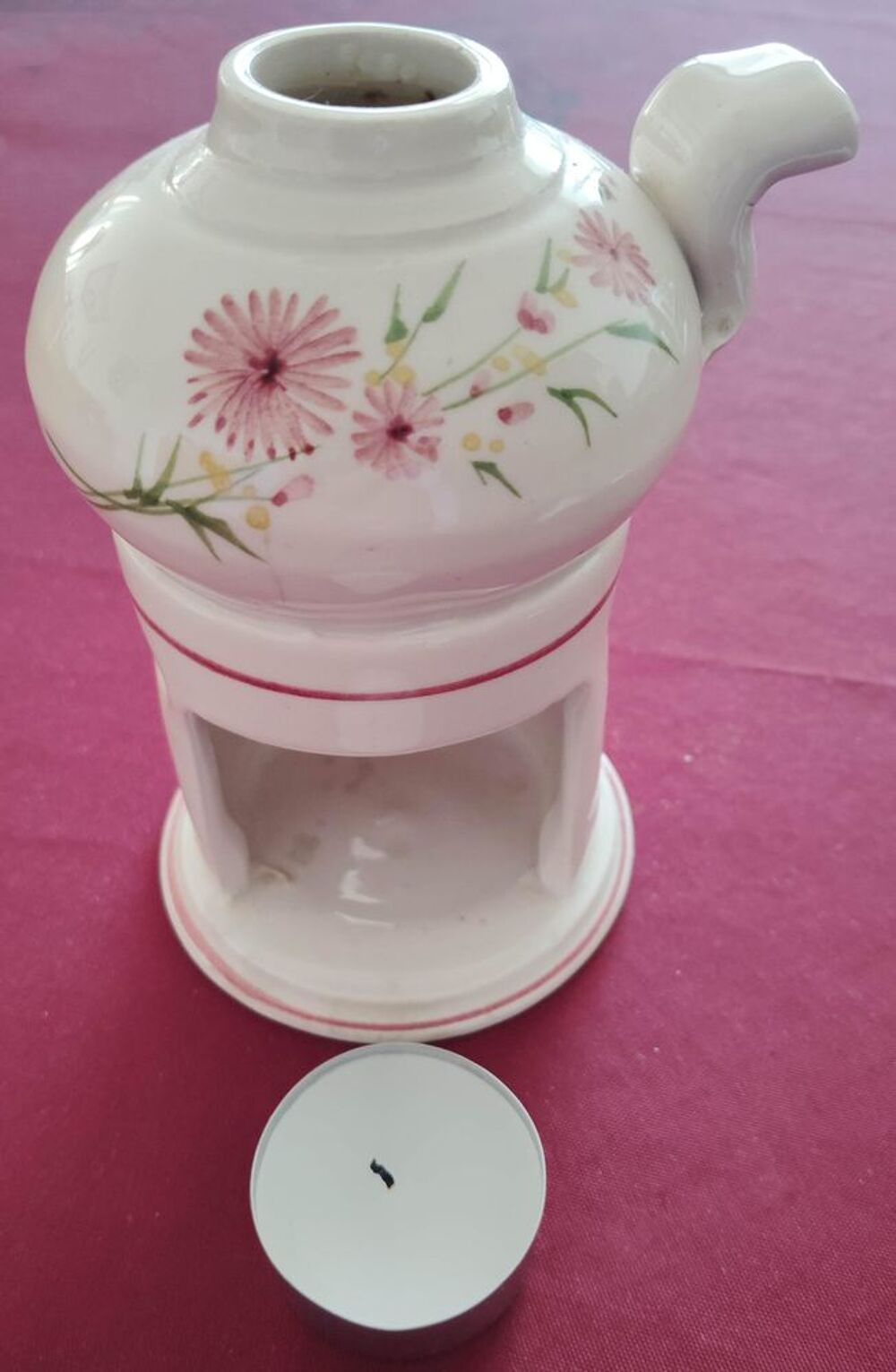 ar&ocirc;mi&egrave;re &agrave; liquide parfum&eacute;. Décoration